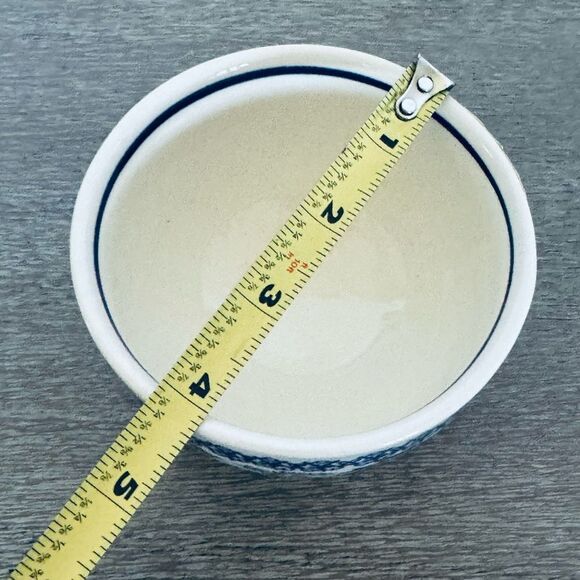 Boleslawiec Polish Pottery Christmas Holly Pinecones Serving Bowl Dish - Picture 2 of 4